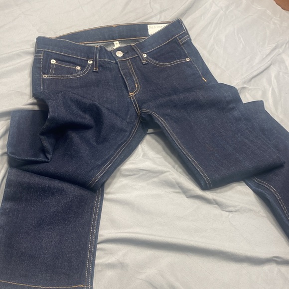 Rag & Bone Stiletto Bootcut Dark Wash Jean 27 low rise EXCELLENT CONDITION - Picture 3 of 11